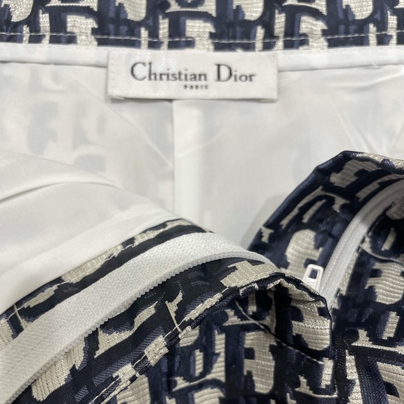 Dior Oblique high waisted shorts with receipt - Picture 4 of 6